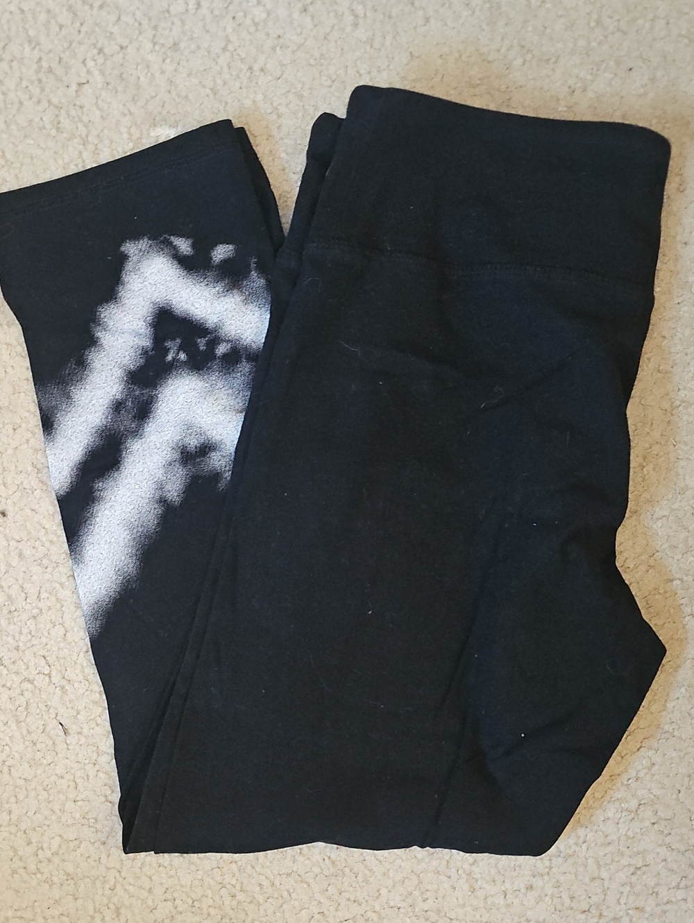 Black Women's Leggings with White Tie-Dye Accent YOGA CAPRI